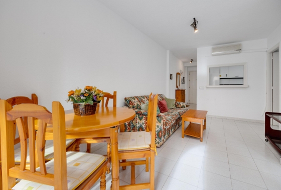 Resale - APARTAMENTO - Torrevieja - playa de los naufragos