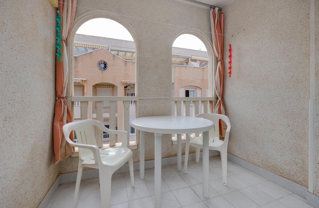 Wiederverkauf - APARTAMENTO - Torrevieja - playa de los naufragos