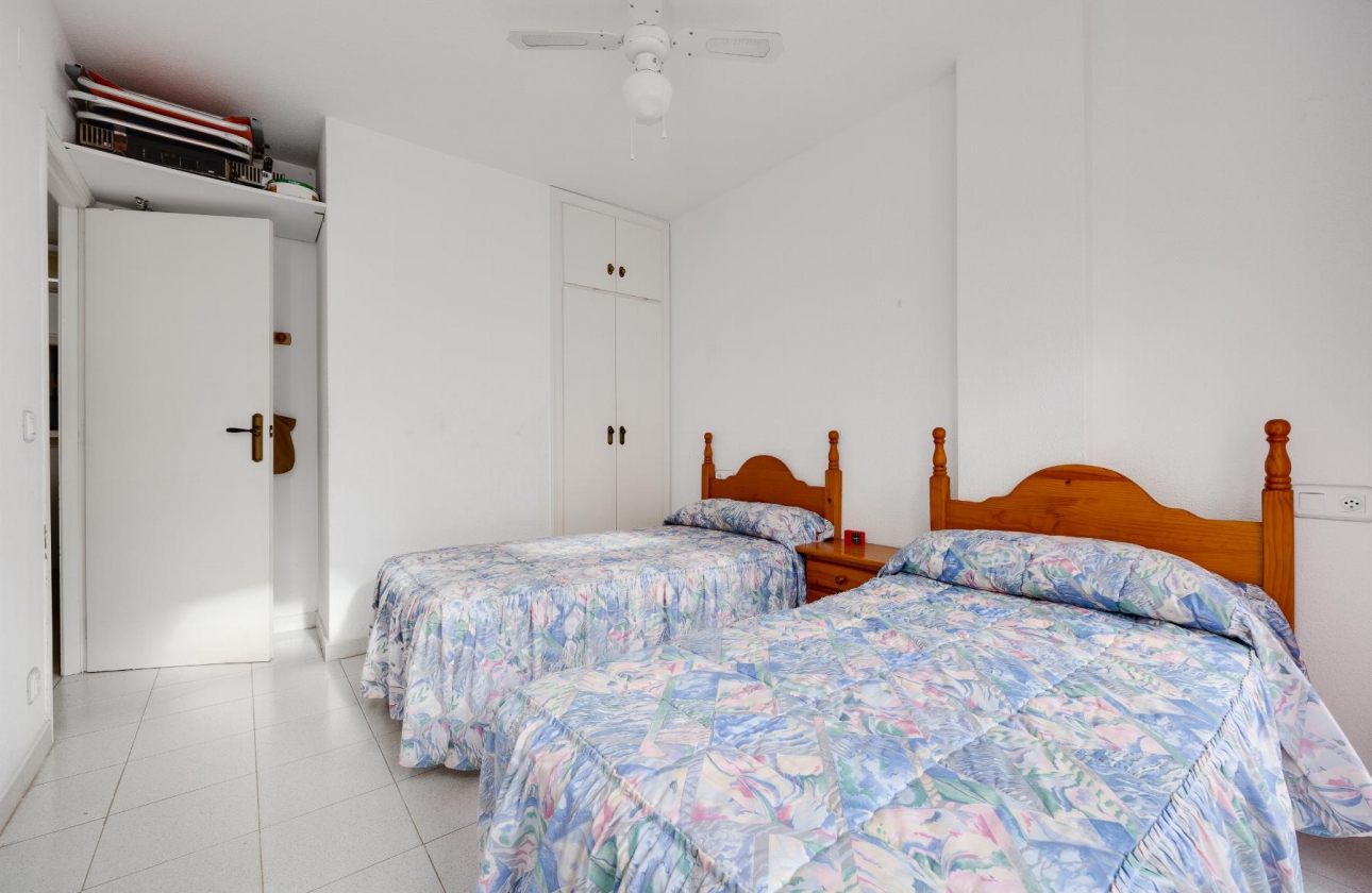 Wiederverkauf - APARTAMENTO - Torrevieja - playa de los naufragos