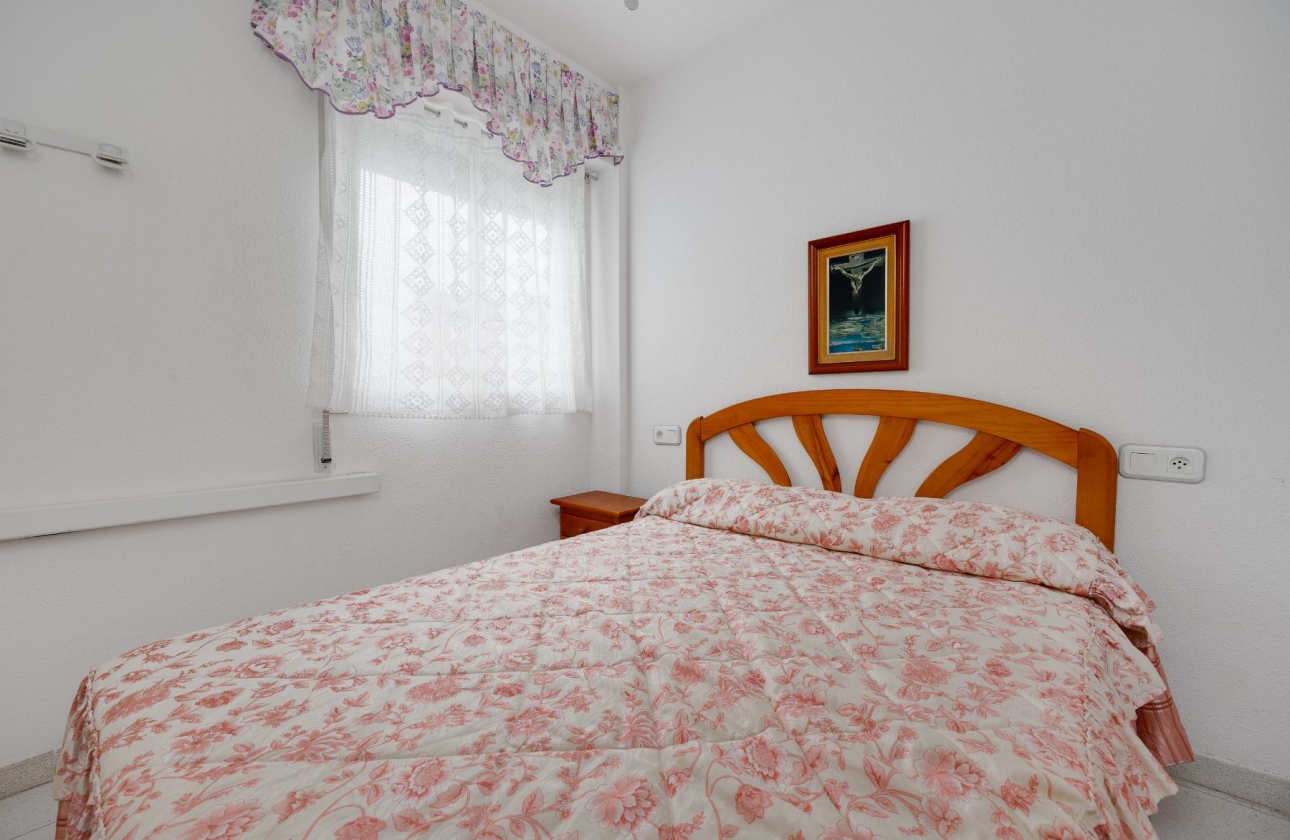 Wiederverkauf - APARTAMENTO - Torrevieja - playa de los naufragos