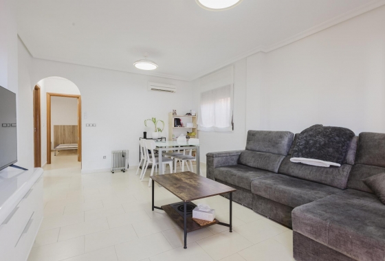 Resale - Villa - Torrevieja - Aguas Nuevas