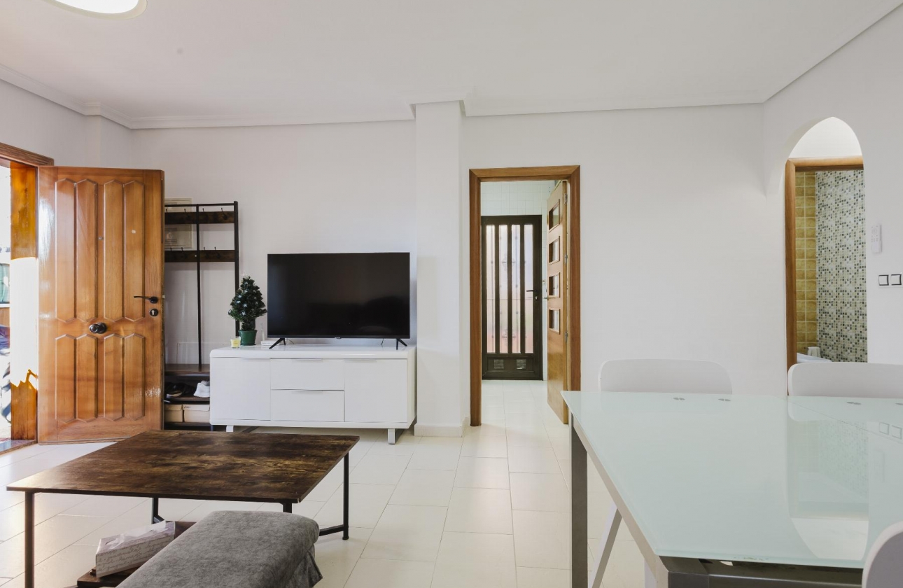 Resale - Villa - Torrevieja - Aguas Nuevas