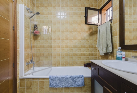 Resale - Villa - Torrevieja - Aguas Nuevas