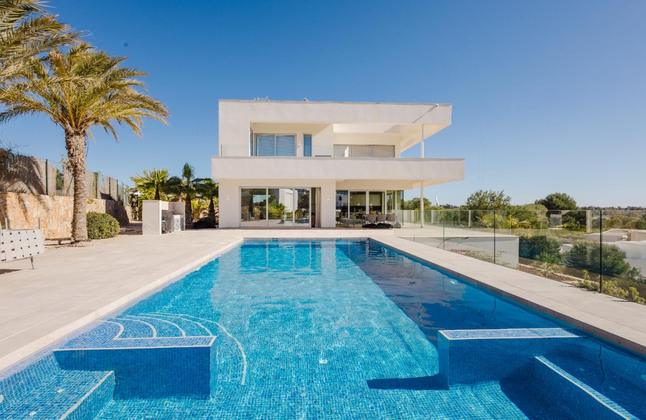 Resale - Villa - Orihuela Costa - Las Colinas Golf