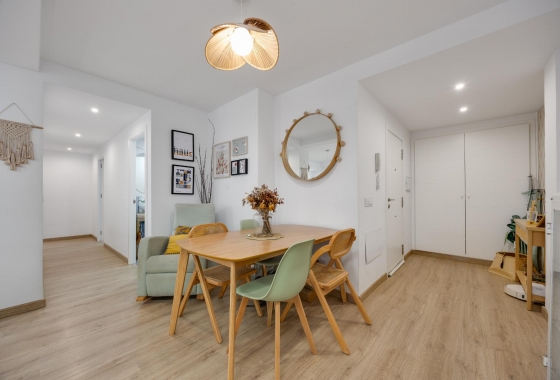 Resale - Apartment - Torrevieja - Playa de los Náufragos