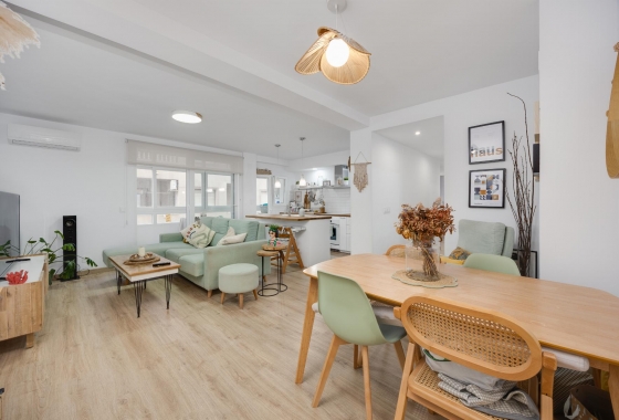 Resale - Apartment - Torrevieja - Playa de los Náufragos