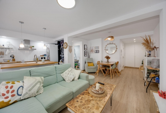 Resale - Apartment - Torrevieja - Playa de los Náufragos