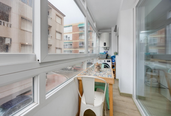 Resale - Apartment - Torrevieja - Playa de los Náufragos