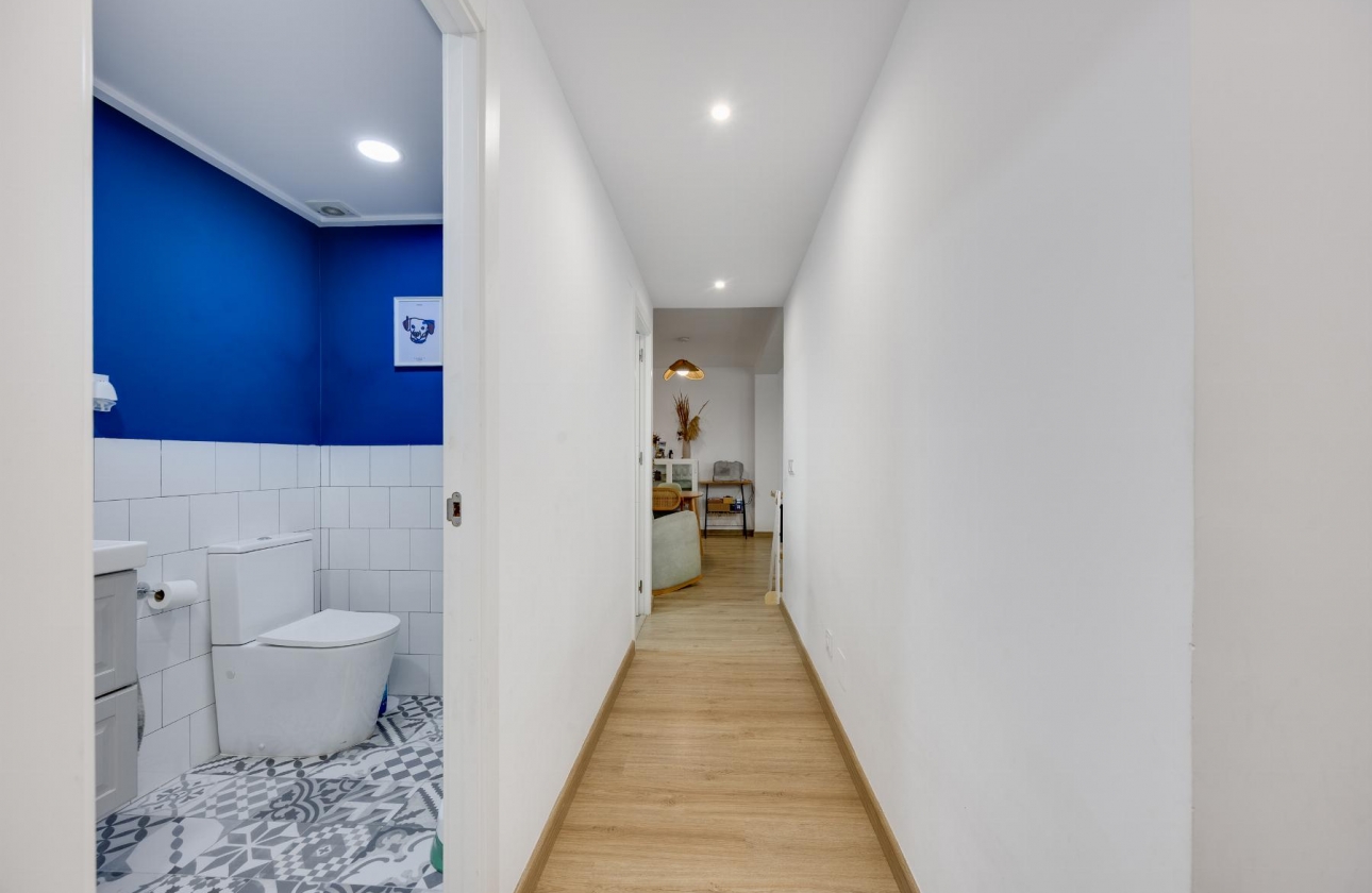 Resale - Apartment - Torrevieja - Playa de los Náufragos