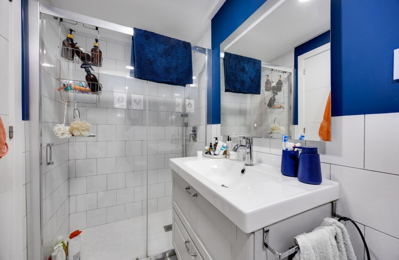 Resale - Apartment - Torrevieja - Playa de los Náufragos