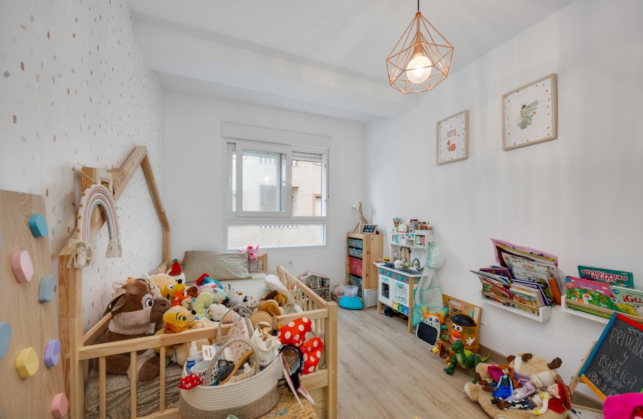 Resale - Apartment - Torrevieja - Playa de los Náufragos