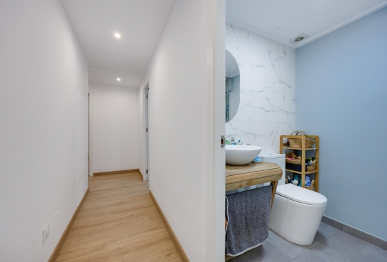 Resale - Apartment - Torrevieja - Playa de los Náufragos