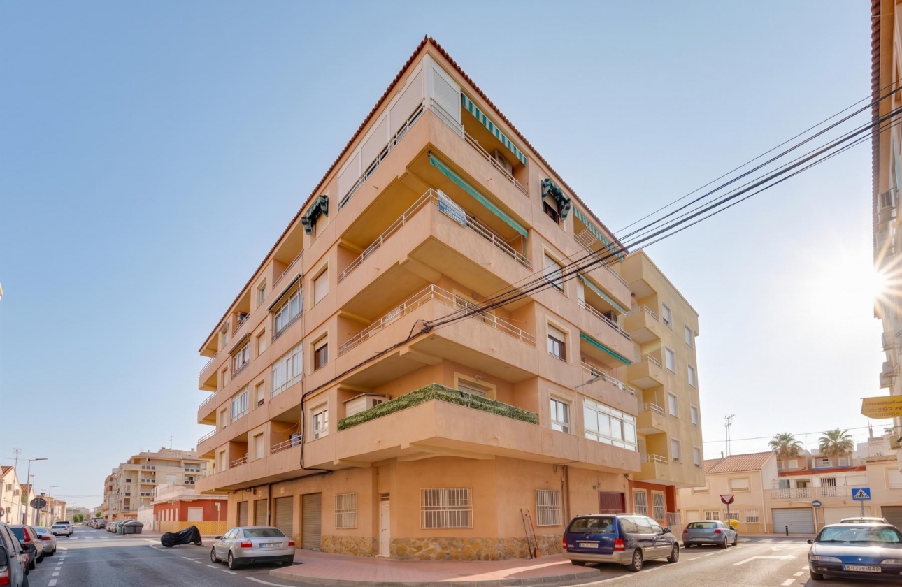 Resale - Apartment - Torrevieja - Playa de los Náufragos