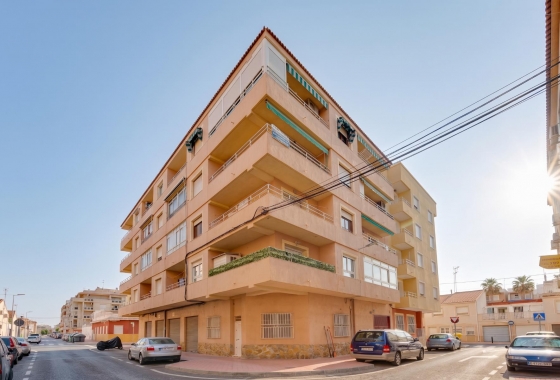 Resale - Apartment - Torrevieja - Playa de los Náufragos