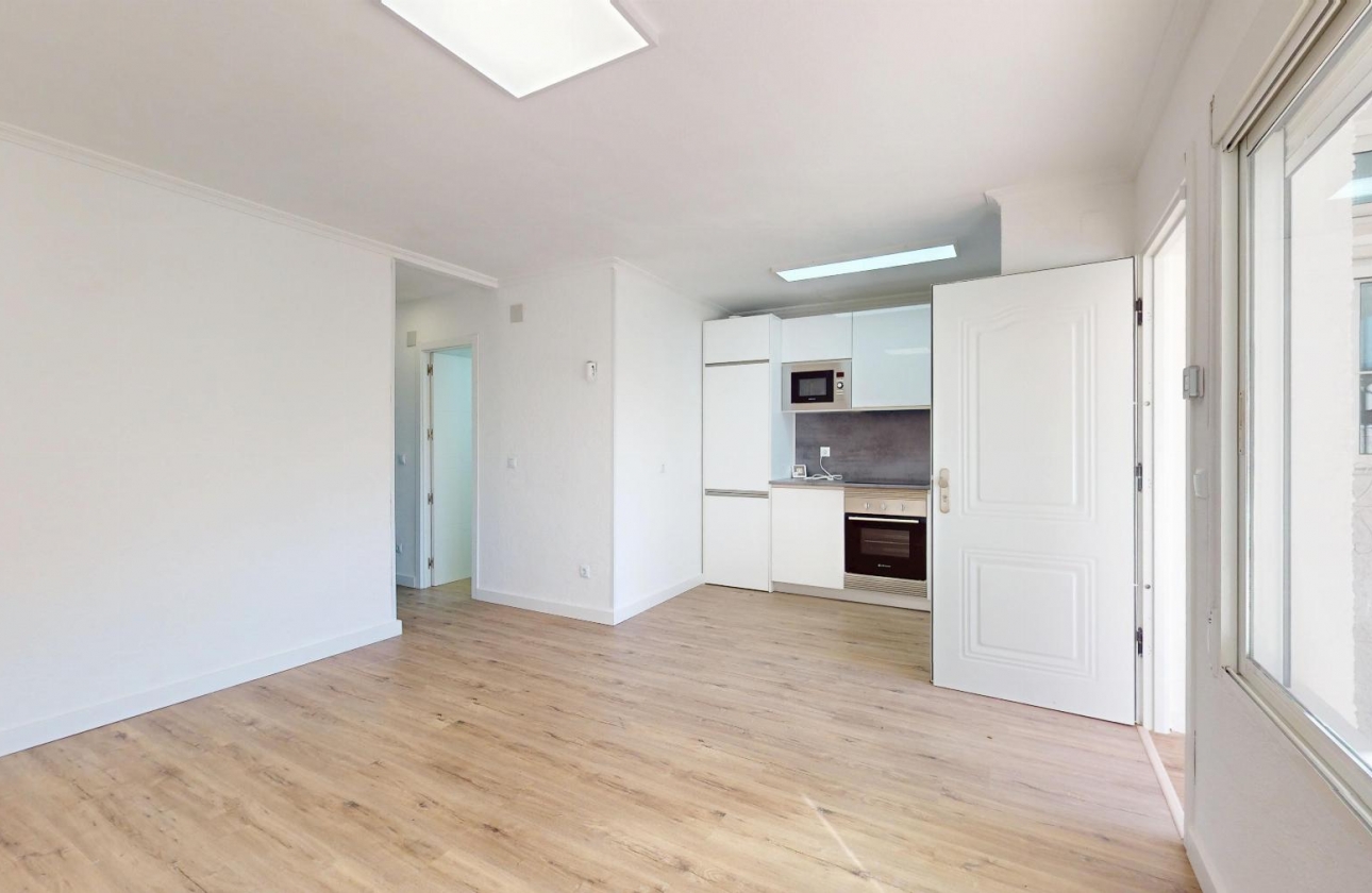 Resale - Bungalow - Orihuela Costa - Villamartin