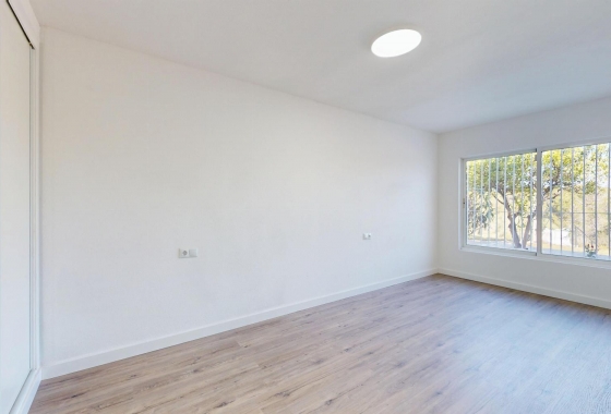Resale - Bungalow - Orihuela Costa - Villamartin