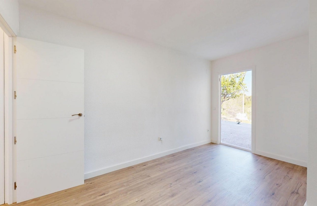 Resale - Bungalow - Orihuela Costa - Villamartin