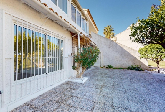 Resale - Bungalow - Orihuela Costa - Villamartin