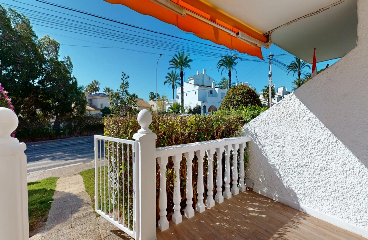 Resale - Bungalow - Orihuela Costa - Villamartin
