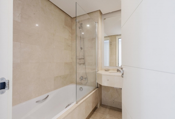 Resale - Apartment - Orihuela Costa - Las Colinas Golf