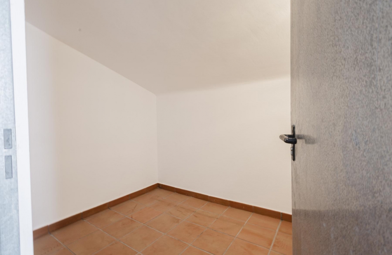 Resale - Apartment - Orihuela Costa - Las Colinas Golf