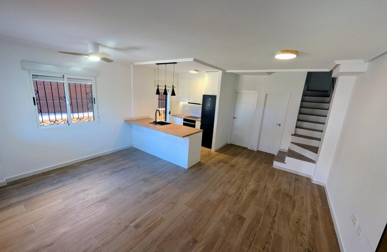 Resale - Villa - Orihuela Costa - Dream Hills