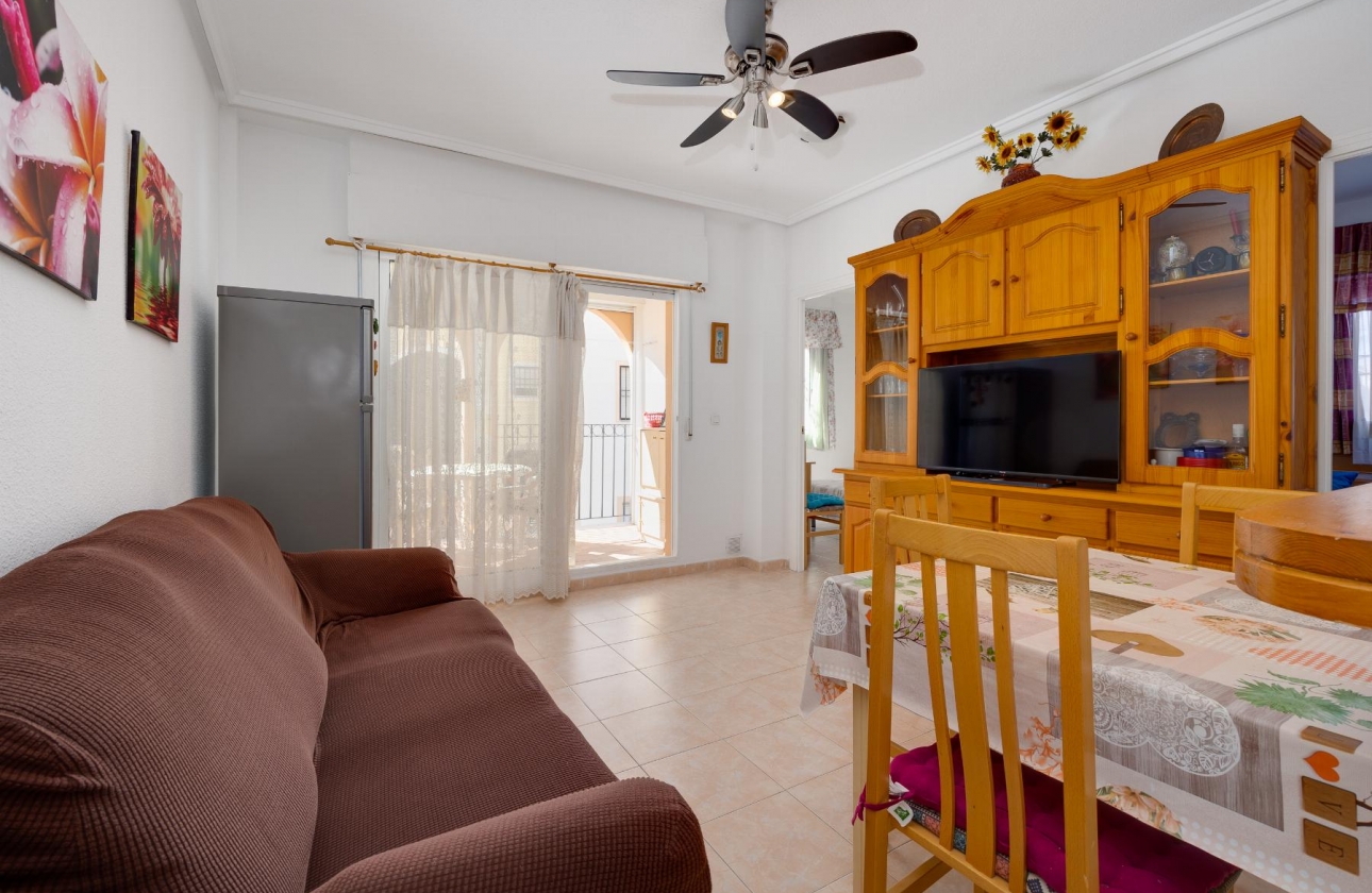 Resale - Bungalow - Torrevieja - Playa de los Náufragos