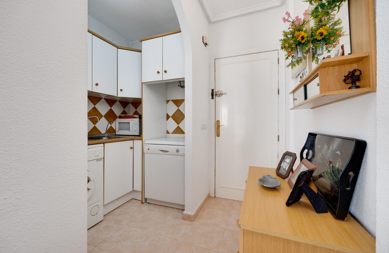 Resale - Bungalow - Torrevieja - Playa de los Náufragos