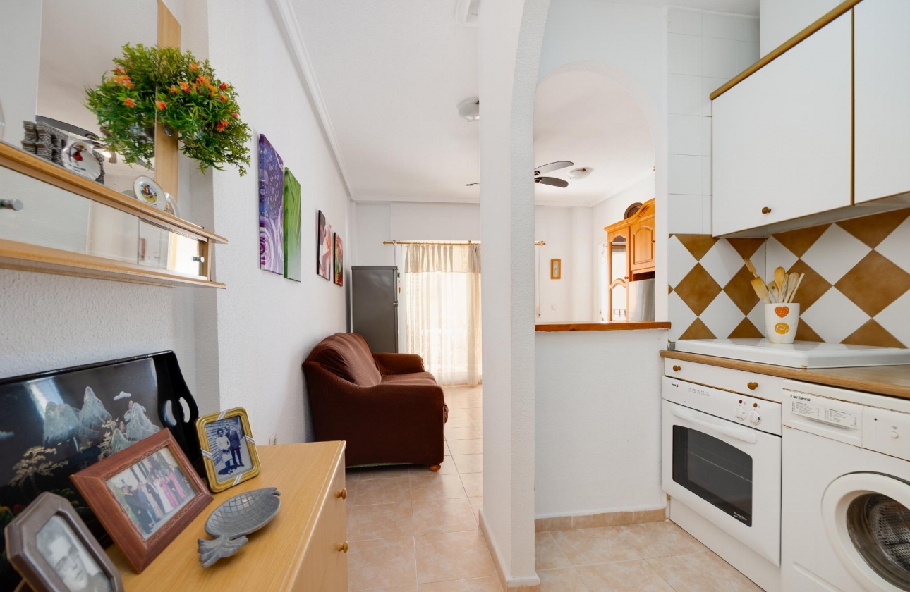 Resale - Bungalow - Torrevieja - Playa de los Náufragos