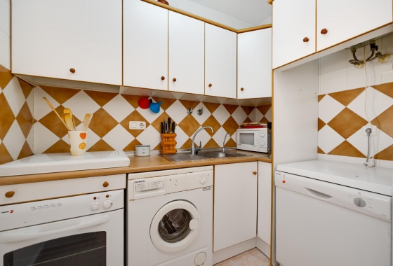 Resale - Bungalow - Torrevieja - Playa de los Náufragos