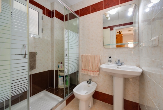 Resale - Bungalow - Torrevieja - Playa de los Náufragos