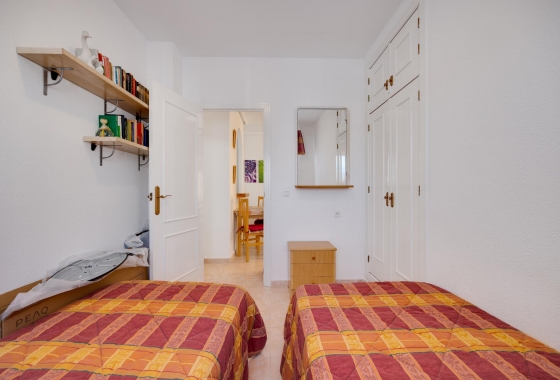 Resale - Bungalow - Torrevieja - Playa de los Náufragos