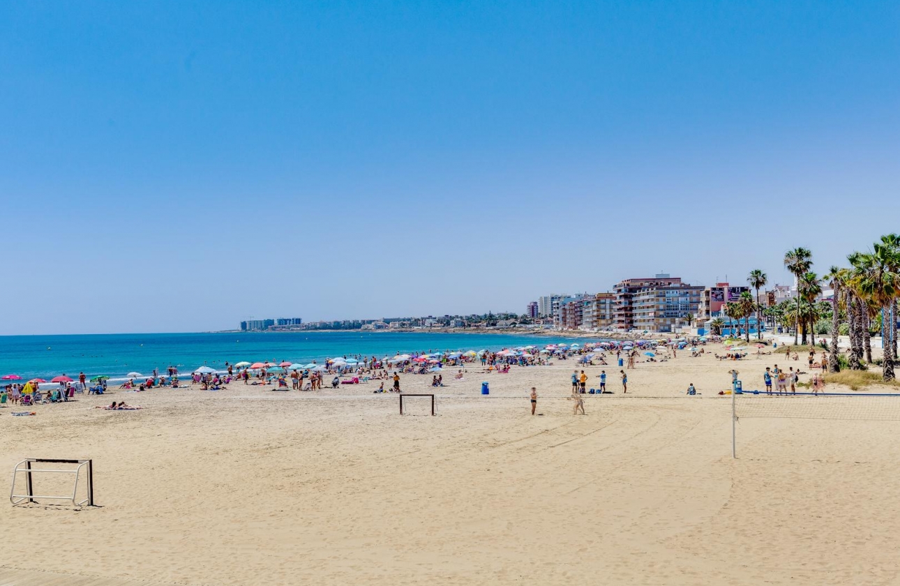 Resale - Bungalow - Torrevieja - Playa de los Náufragos