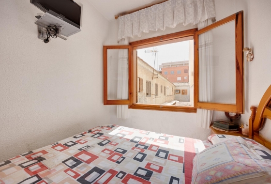 Resale - Bungalow - Torrevieja - Playa del Acequión