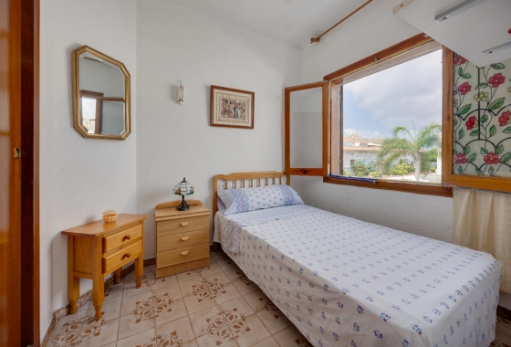 Resale - Bungalow - Torrevieja - Playa del Acequión