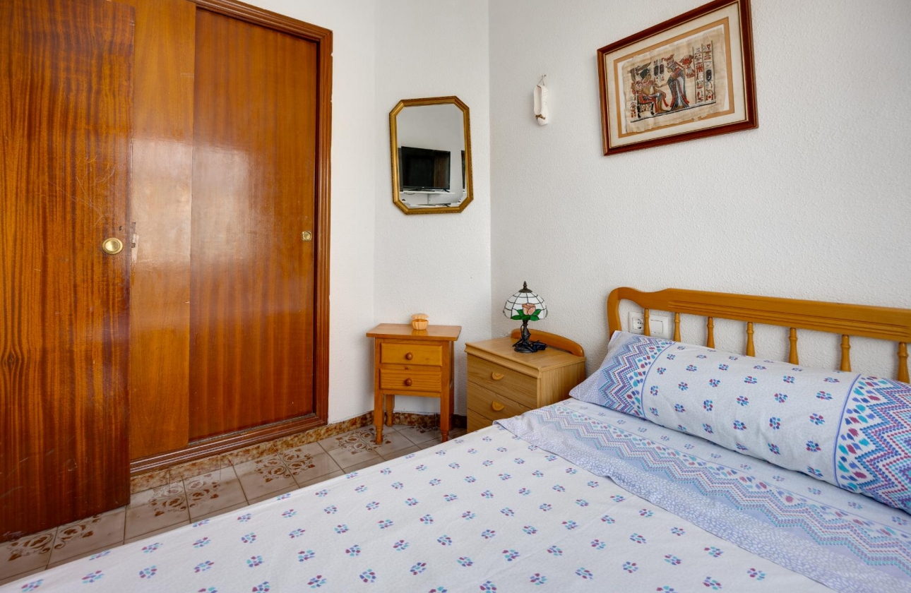 Resale - Bungalow - Torrevieja - Playa del Acequión