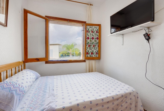 Resale - Bungalow - Torrevieja - Playa del Acequión