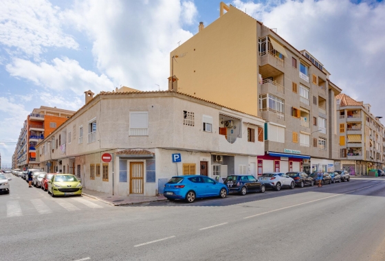 Resale - Bungalow - Torrevieja - Playa del Acequión