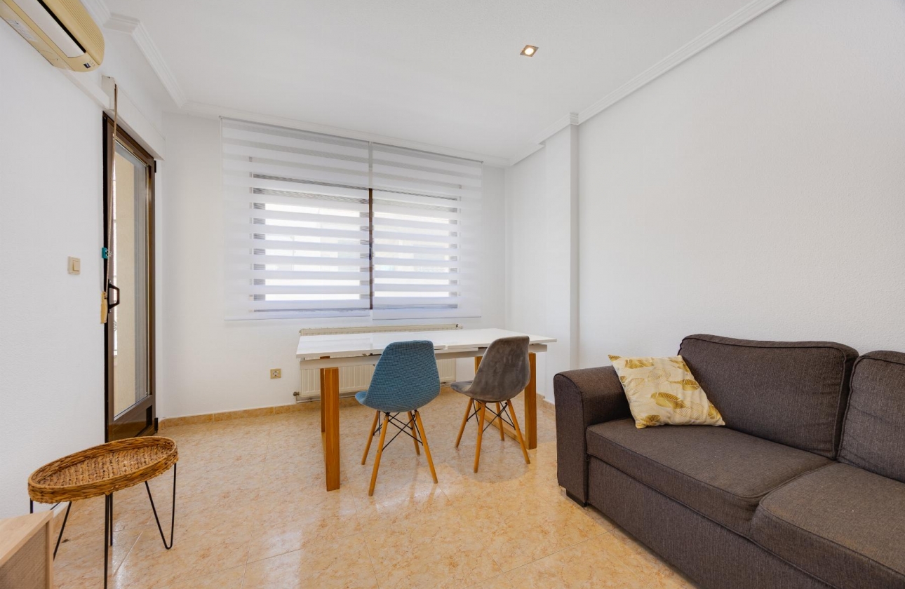 Resale - Apartment - San Miguel de Salinas