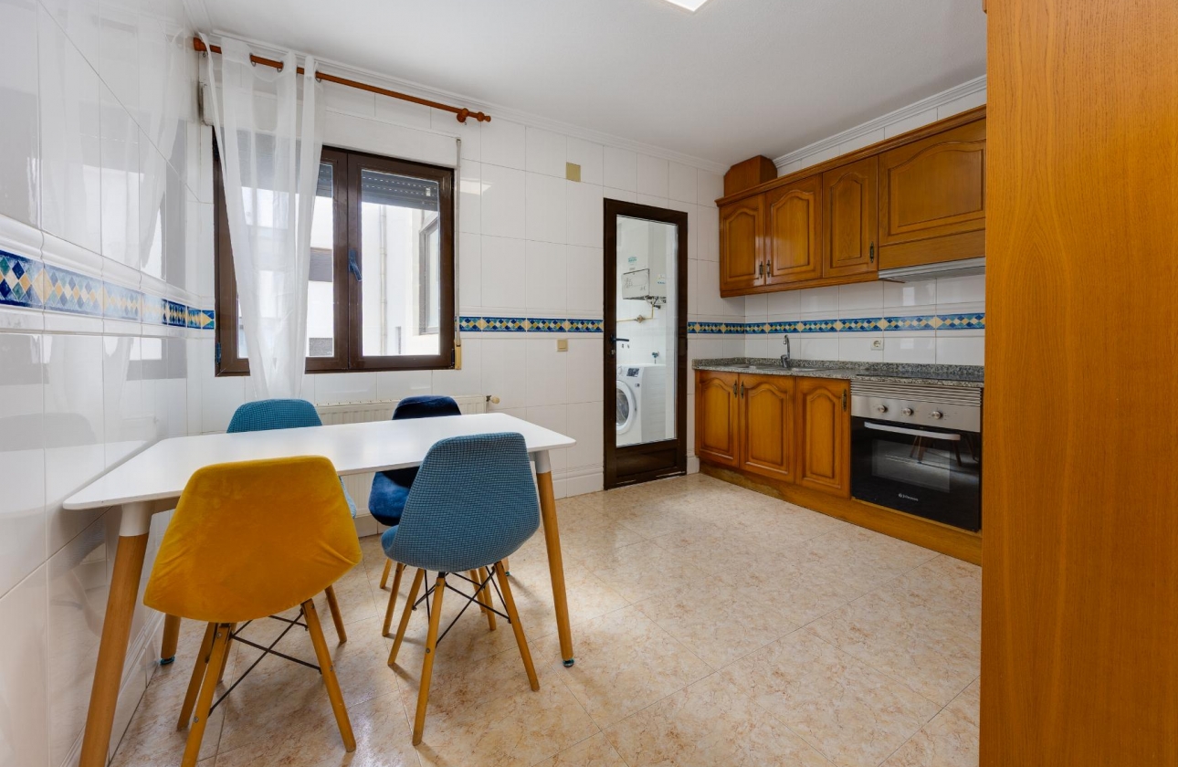 Resale - Apartment - San Miguel de Salinas