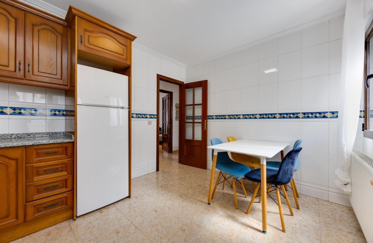 Resale - Apartment - San Miguel de Salinas