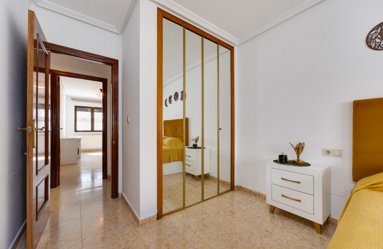 Resale - Apartment - San Miguel de Salinas