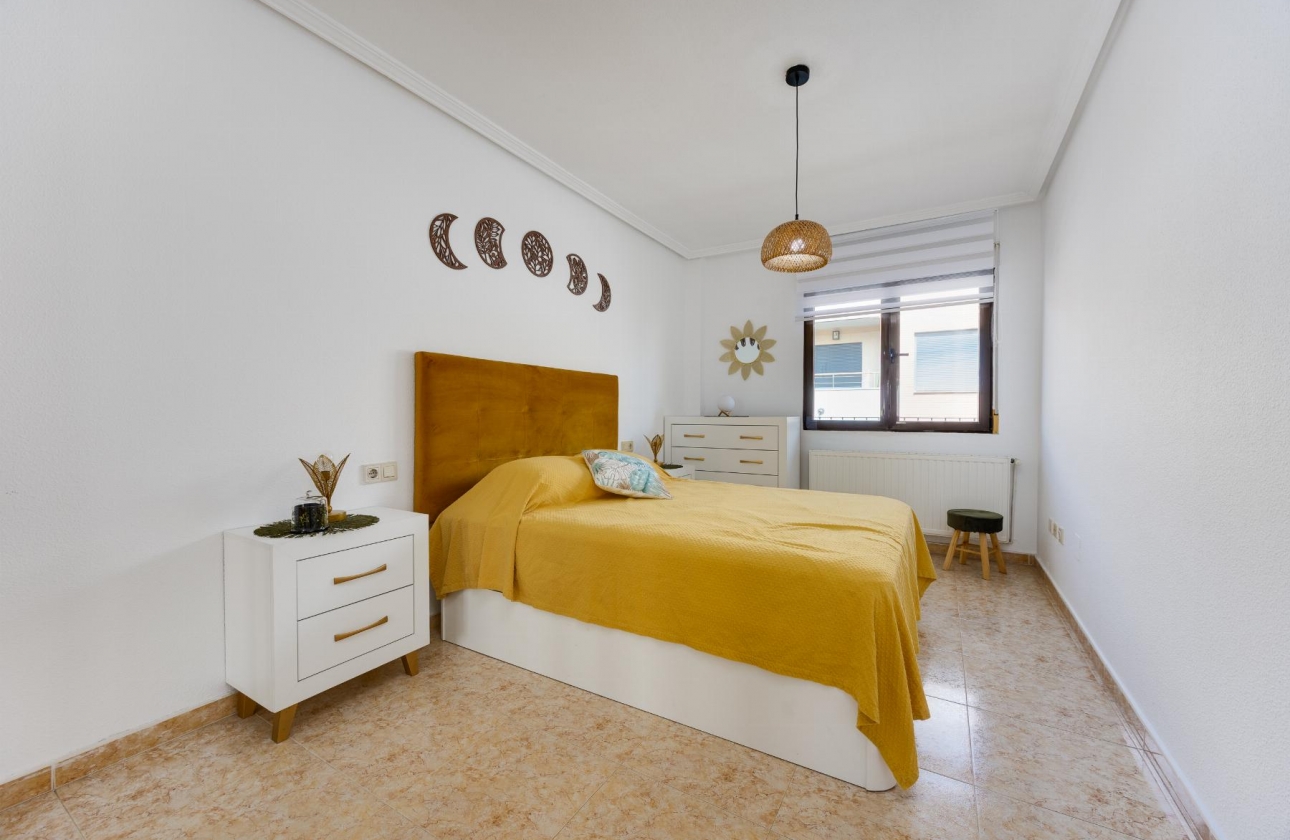 Resale - Apartment - San Miguel de Salinas