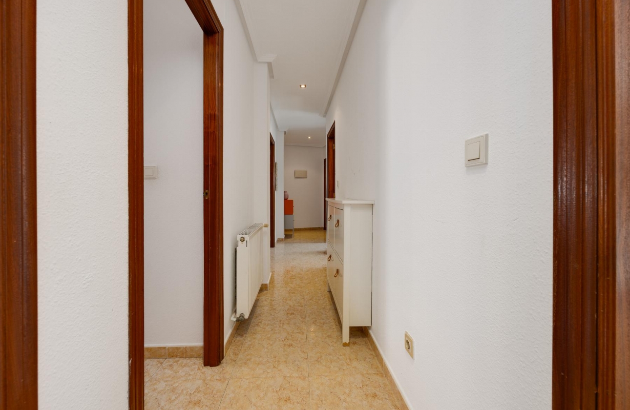 Resale - Apartment - San Miguel de Salinas