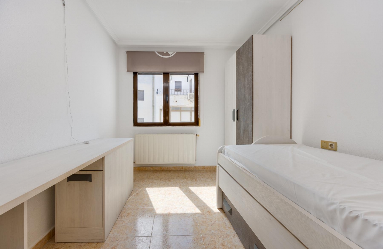 Resale - Apartment - San Miguel de Salinas
