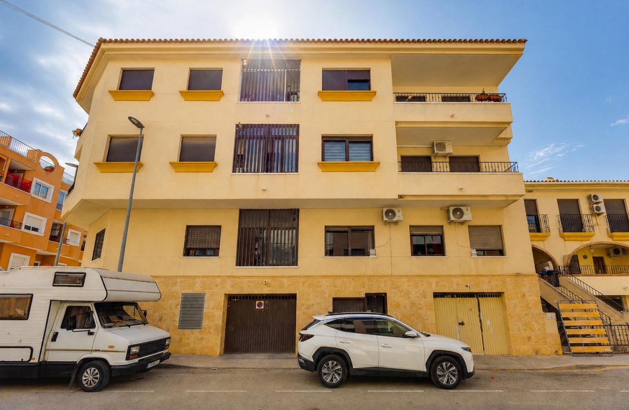Resale - Apartment - San Miguel de Salinas