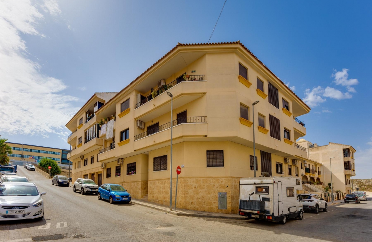 Resale - Apartment - San Miguel de Salinas