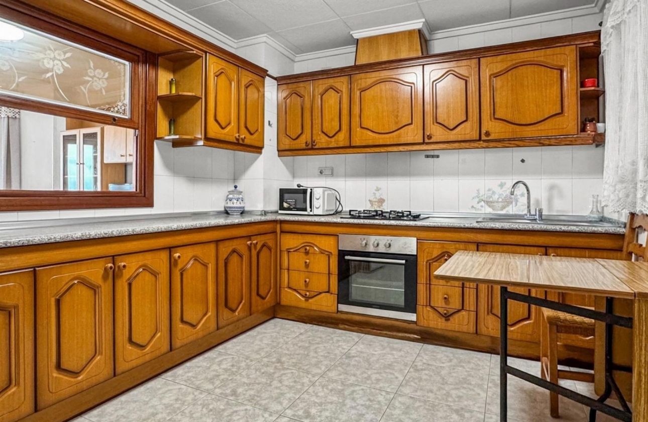 Resale - Apartment - Torrevieja - Playa de los Locos