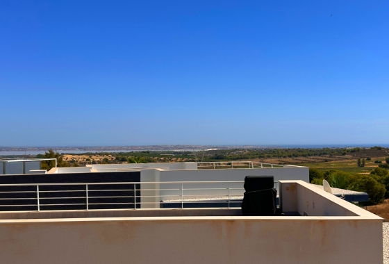 Resale - Villa - San Miguel de Salinas