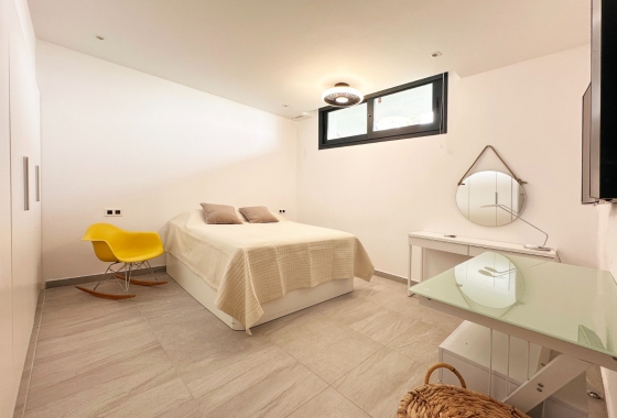 Resale - Villa - San Miguel de Salinas